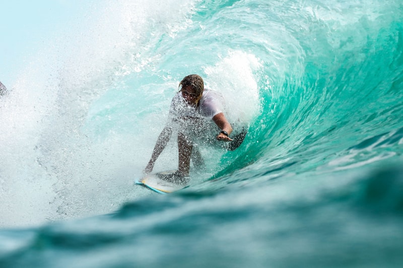Majuro atoll surfing